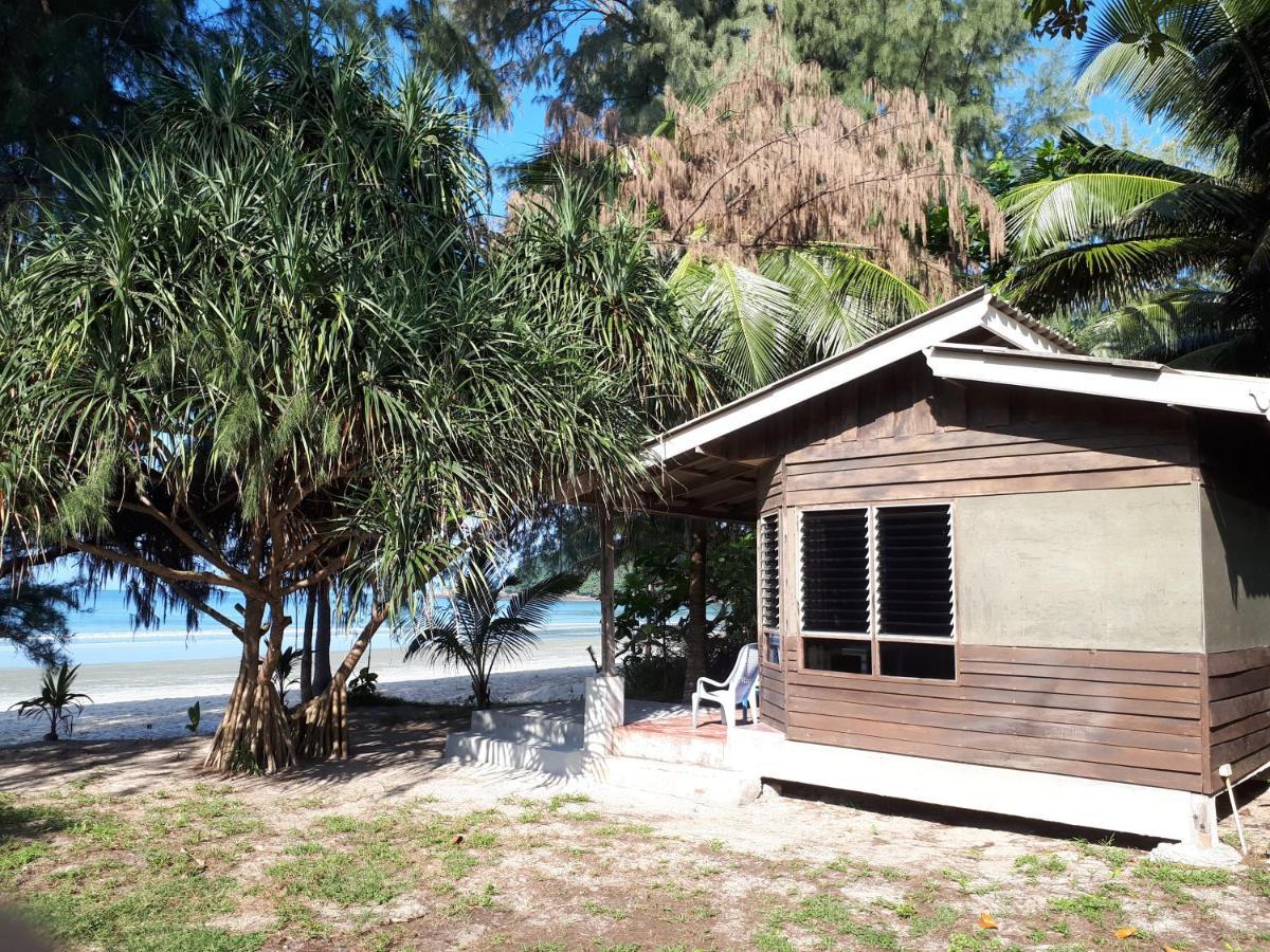 Phayam Friends Hotel Koh Phayam Eksteriør billede