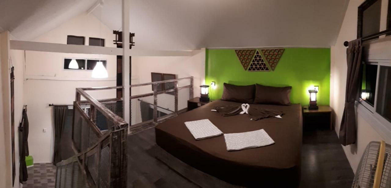 Phayam Friends Hotel Koh Phayam Eksteriør billede