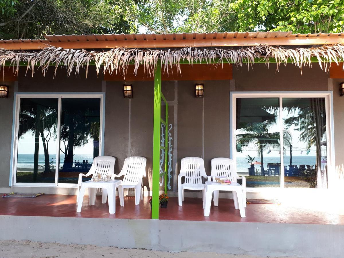 Phayam Friends Hotel Koh Phayam Eksteriør billede